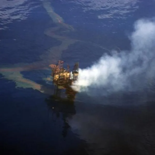 What connects a war in the Middle East with major threats to Australia’s ocean systems?